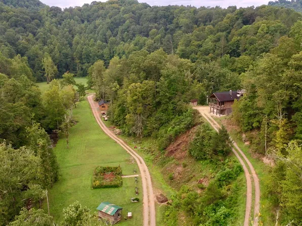404 Housewright Hollow Rd, Surgoinsville, TN 37873