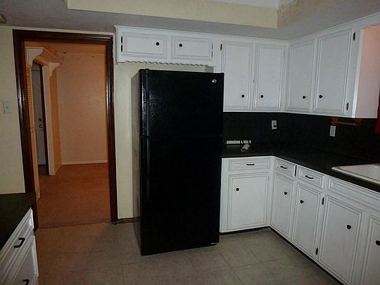 2nd image of 8730 Dogwood Dr