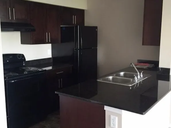 12035 22nd Ave SW #206, Edmonton, AB T6W 2X9