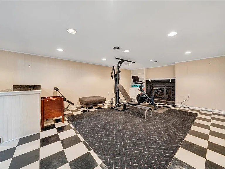 3044 Hemlock Ln SW — Photo 31