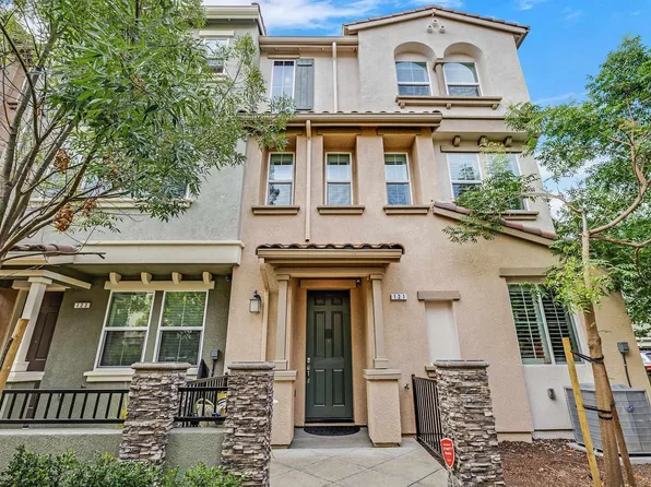 121 Cypress Loop, Hayward, CA 94544