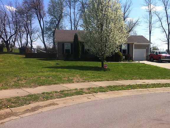 2nd image of 118 Logans Woods Dr