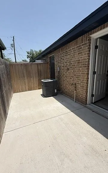 2118 Earth Ln — Photo 11