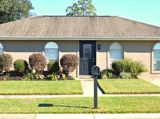 3517 Lyndell Dr, Chalmette, LA 70043