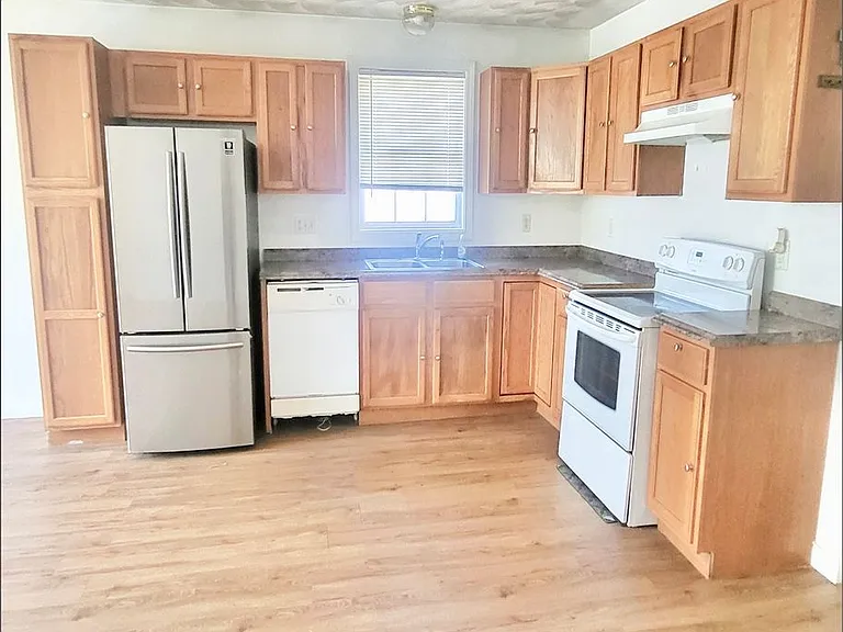 27 Felix St #2 — Photo 3