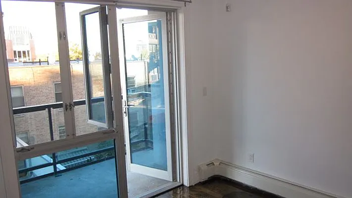 Rented by Flatiron Real Estate Advisors LLC | media 12