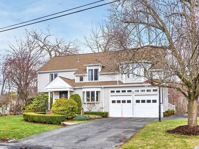 8 Peachtree Rd, Lexington, MA, 02420