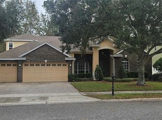 317 E Blue Water Edge Dr, Eustis, FL 32736