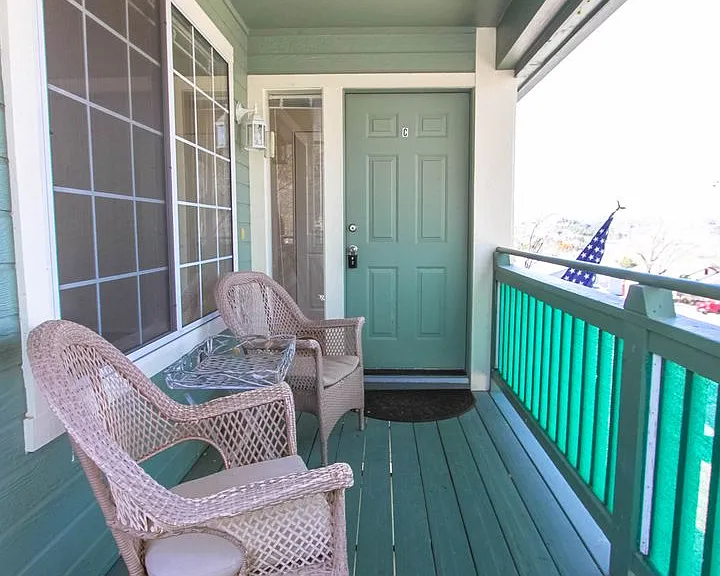 415 S Alarcon St — Photo 1
