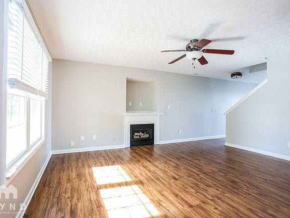 3rd image of 540 Rockets St #135