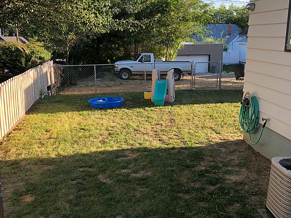2nd image of 625 7th Ave N
