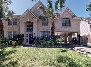 10707 Willow Crossing Ct, Houston, TX 77064