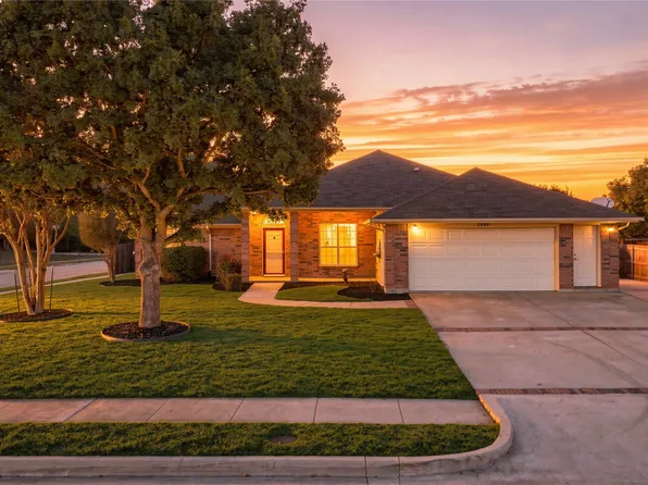 1701 Manten Blvd, Denton, TX 76208