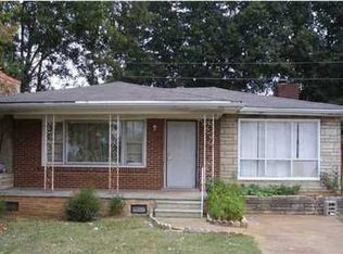 1207 Montgomery Ave, Sheffield, AL 35660