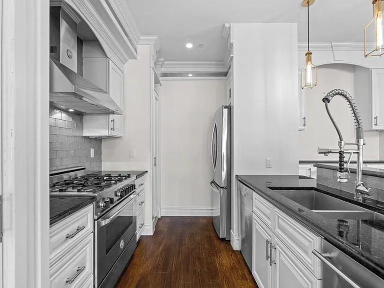 161 Tudor St #4A — Photo 12