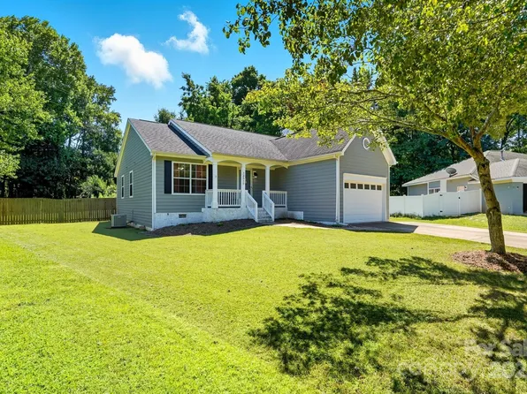 13515 Silver King Ct, Huntersville, NC 28078