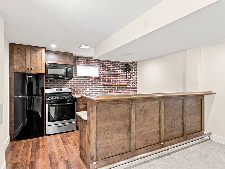 4874 Vermilion Dr — Photo 39