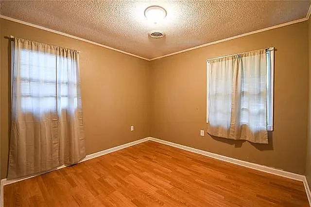 2412 Riverbend Dr #1 — Photo 9
