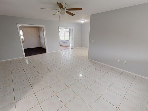 5th image of 1970 SE West Dunbrooke Cir