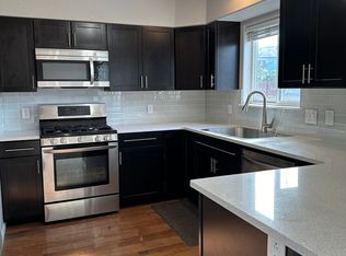 7014 Gold Kings Ave #B, Anchorage, AK 99504