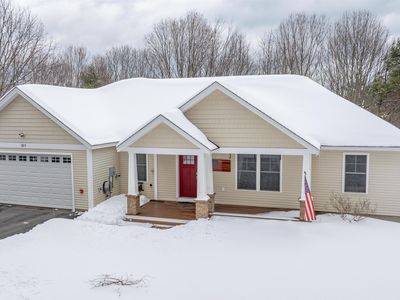 285 Cochran Hill Road, New Boston, NH, 03070
