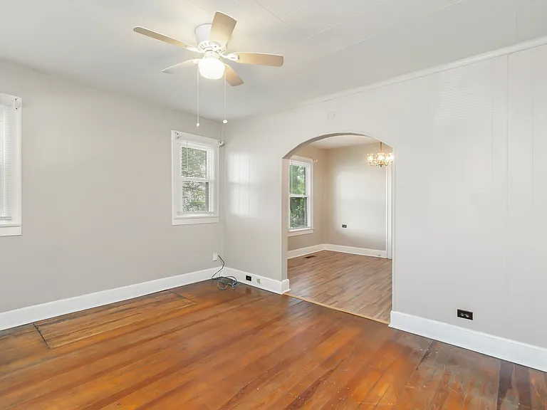1811 Fleming St — Photo 6