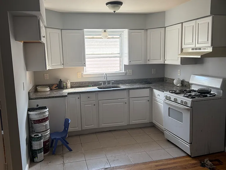 363 Johnson Ave #2 — Photo 7