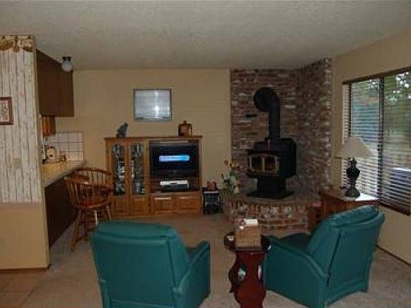 2nd image of 3291 Central Ave
