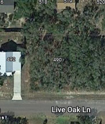 3rd image of 490 Live Oak Ln