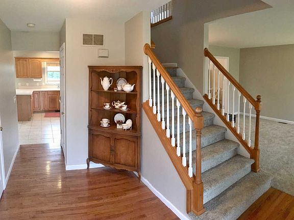 2nd image of 603 Orchard Dr