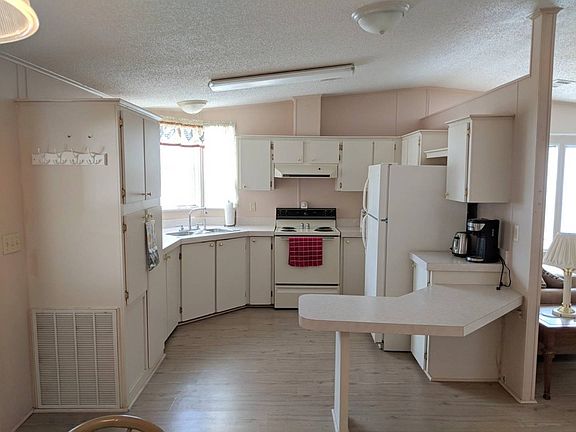2nd image of 191 Lake Huron Dr