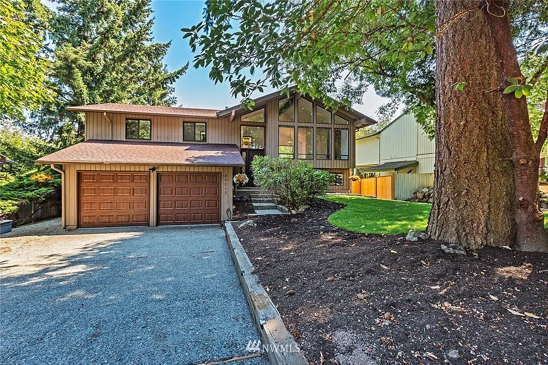 4 bed, 2050 sqft, $4,000 — Photo 1