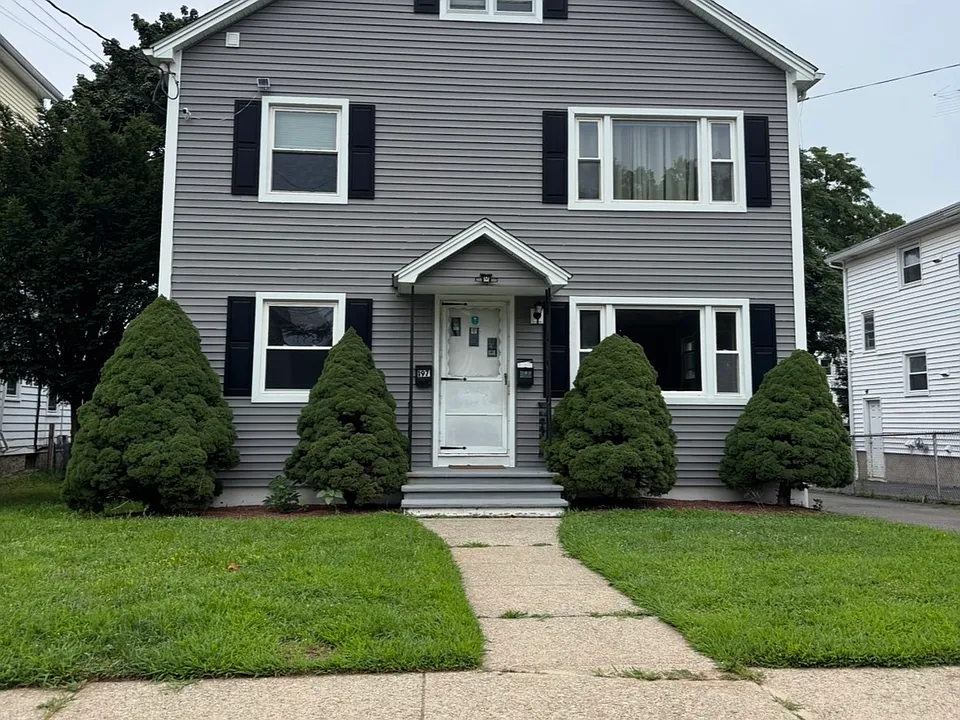195 Alpine St