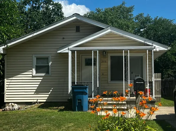 253 Murray St SW, Wyoming, MI 49548