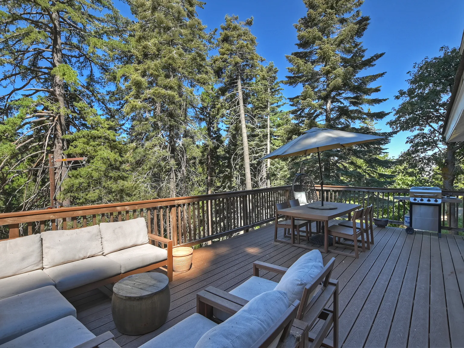 2 bed, 1.5 bath, 850 sqft, $1,850 — Photo 3