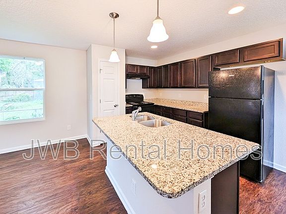 2nd image of 7700 Dandy Ave