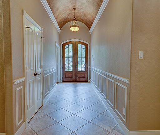 5th image of 3230 Lazy Lake Ln