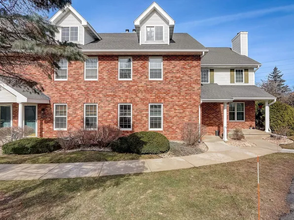 3029 Bradbury Rd, Madison, WI 53719