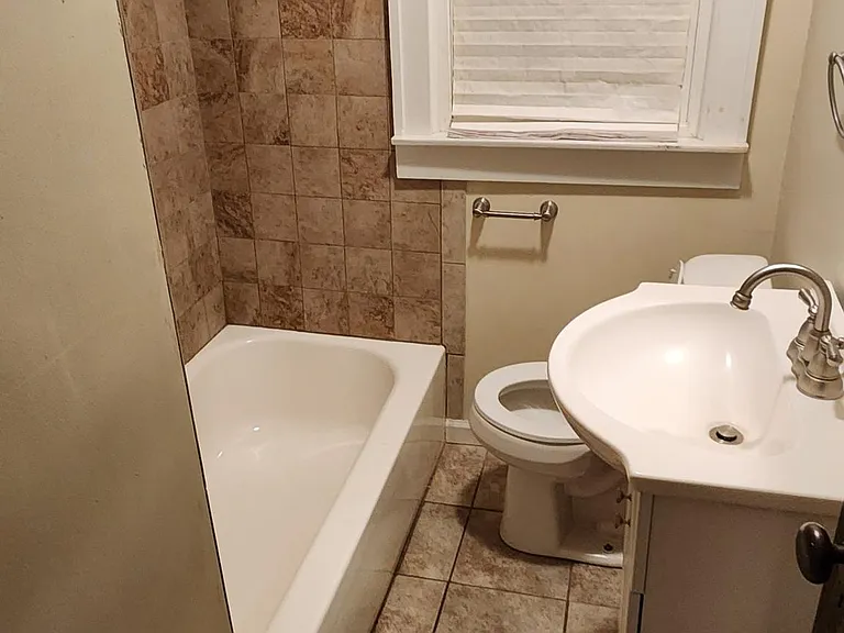 97 Slocum St #3 — Photo 7