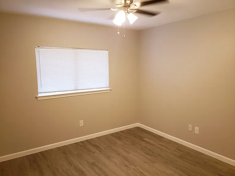12913 Steeple Chase Dr — Photo 14