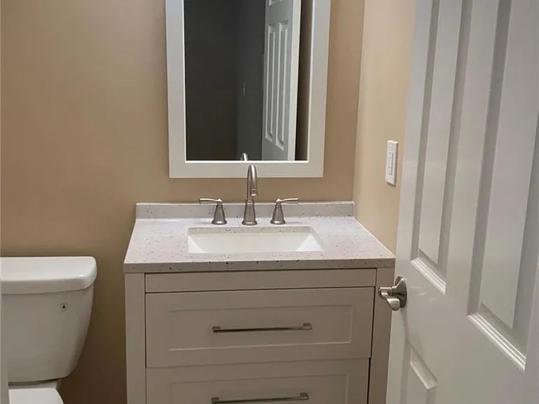409 Omar Ct — Photo 7