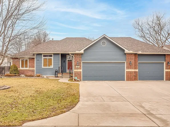 137 N Ashley Park Ct, Wichita, KS 67212