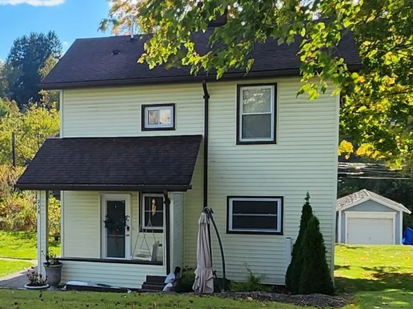334 Valley St, Mc Donald, PA 15057