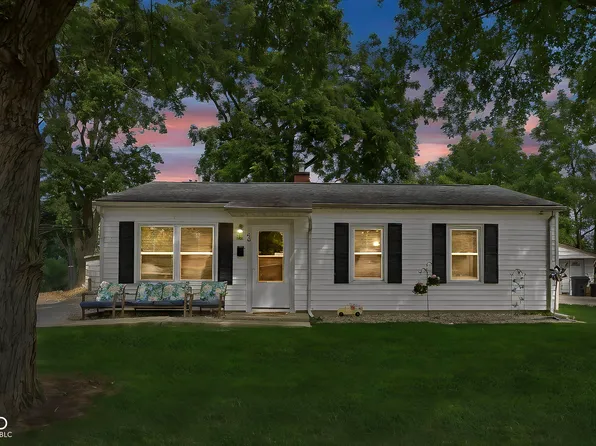 40 North Dr, Mooresville, IN 46158