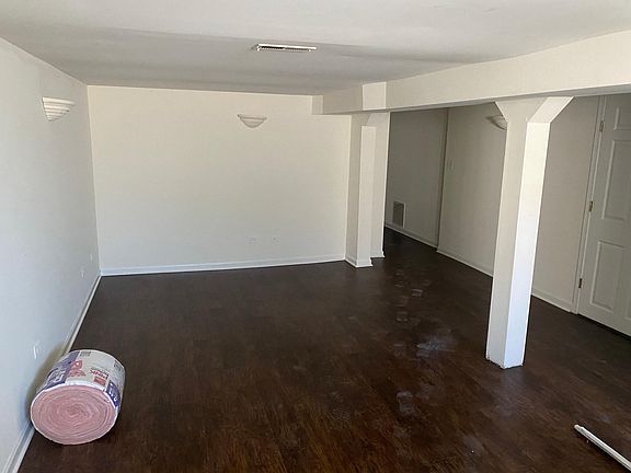 4th image of 2835 W Medill Ave #S3dmgkfqs