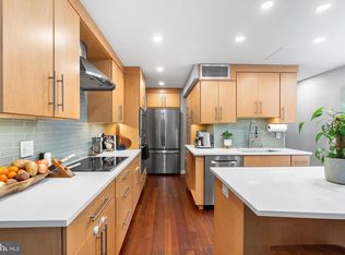 918 Spruce St APT 2, Philadelphia, PA