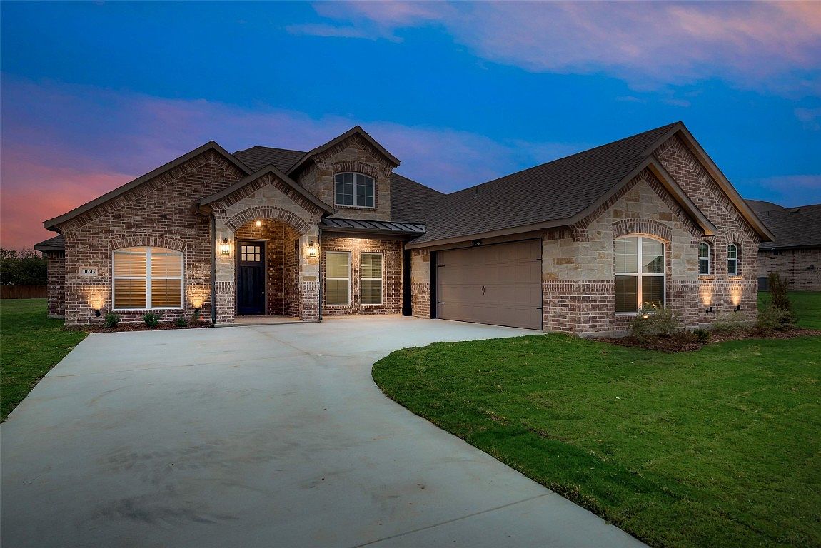 8461 Davidson Rd, Sanger, TX 76266 Zillow