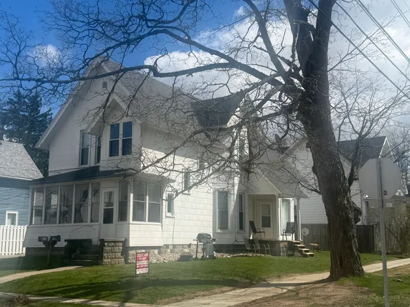 315 W Park Ave, Angola, IN 46703