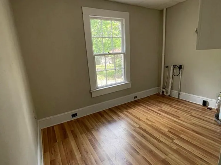 3845 Grand Ave — Photo 7