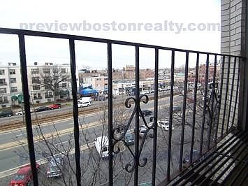 2nd image of 1254 Commonwealth Ave #Jl21